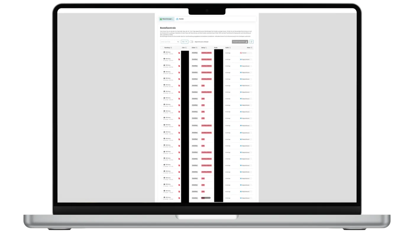 Screenshot der Bestellzentrale im Apotheken-Shop-Backend, bei dem die Spalten mit personenbezogenen Daten wie Name und Adresse vor der KI-Auswertung schwarz übermalt wurden